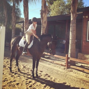 annah douthrat, girl, horse