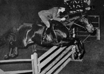 Betty Oare and Thoroughbred Navy Commander at the Royal Winter Fair 1962