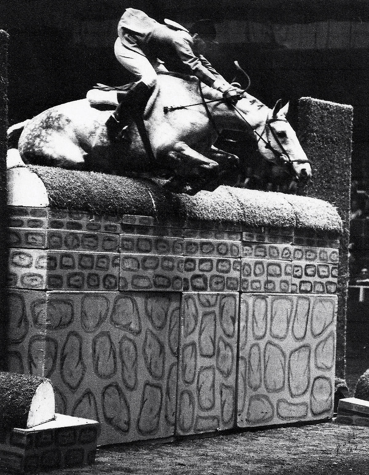 Bill Steinkraus riding Bold Minstrel in the International Puissance at the National Horse Show in 1967.