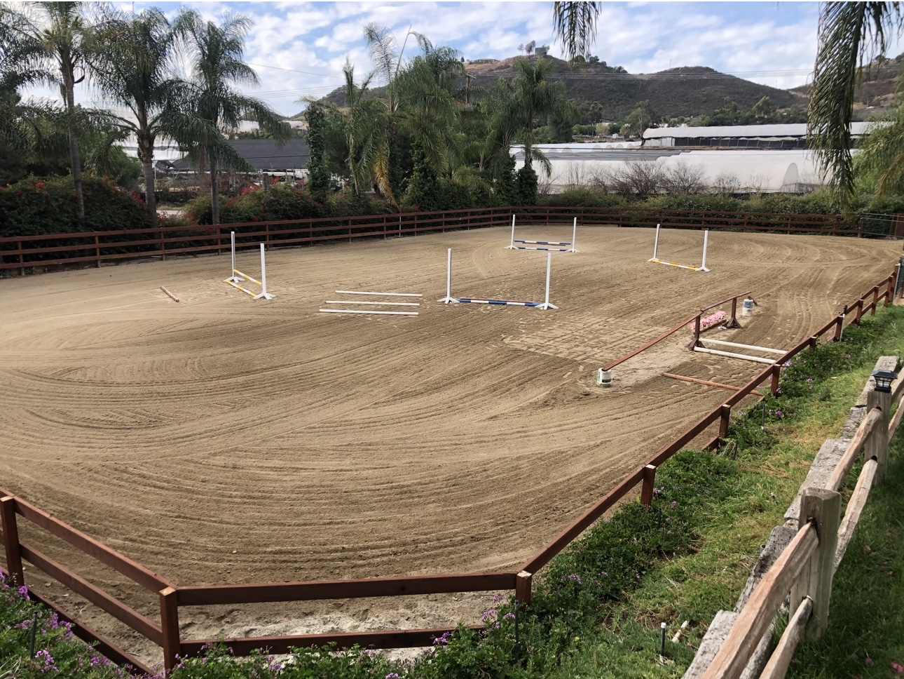 Course in a small arena.